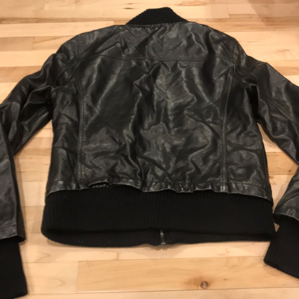 Express Jacket - Picture 5 of 5